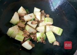 五花肉烧冬瓜的做法图解4
