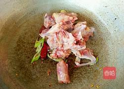 炒鸡架的做法图解8