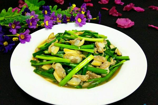 韭菜炒蚬肉