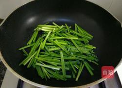 韭菜炒蚬肉的做法图解5