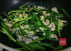 韭菜炒蚬肉的做法图解8