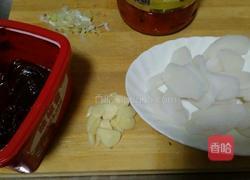 炒辣年糕的做法图解1