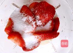 草莓酸奶冰激凌的做法图解3