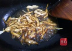 圆白菜粉丝炒肉的做法图解9