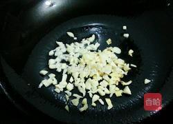 清炒小螃蟹的做法图解3