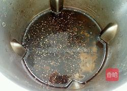 黑芝麻核桃黑豆糊的做法图解3