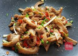 葱爆牛肚的做法图解4