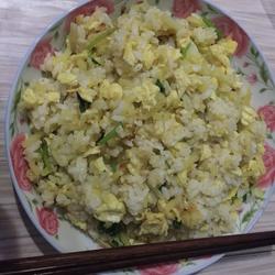 土豆丝鸡蛋炒饭的做法[图]