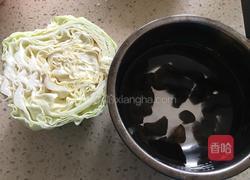凉拌包包菜的做法图解1