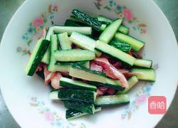 黄瓜拌猪耳朵的做法图解2