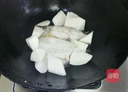 红烧鳕鱼炖萝卜的做法图解5