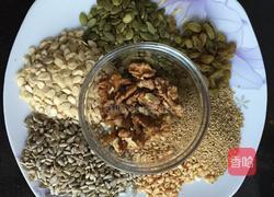 广式五仁馅的做法图解1