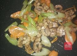 芹菜炒腰花的做法图解11