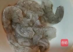 黄瓜鸡蛋虾仁汤的做法图解1