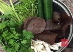 家常水煮肉片的做法图解1