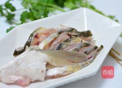 泡椒蒸鱼的做法图解1
