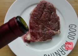 红酒黑胡椒牛排的做法图解2