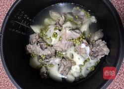 莲藕绿豆排骨汤的做法图解6
