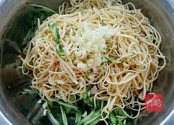 黄瓜拌千张的做法图解3