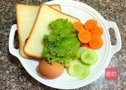 火腿鸡蛋三明治的做法图解1