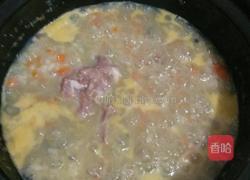 砂锅皮蛋瘦肉粥的做法图解6