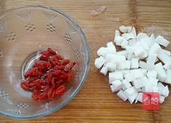 山药枸杞小米粥的做法图解3