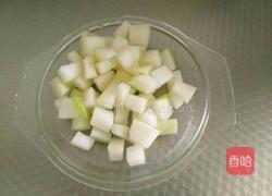 冬瓜粉丝丸子汤的做法图解4