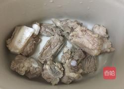 薏米排骨冬瓜汤的做法图解6