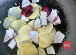 土豆炒洋葱的做法图解4