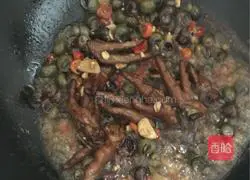 Illustration of how to make spicy stir-fried snails 5