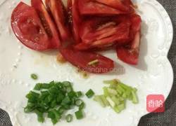 番茄皮蛋汤的做法图解2