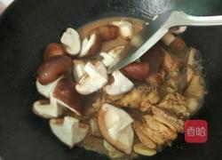 蘑菇烧鸡的做法图解6