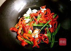 辣椒炒猪皮的做法图解9