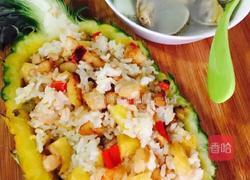 菠萝海鲜炒饭的做法图解4