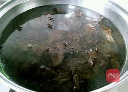 凉拌洋葱木耳的做法图解3