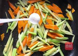 芹菜胡萝卜炒鸡蛋的做法图解8
