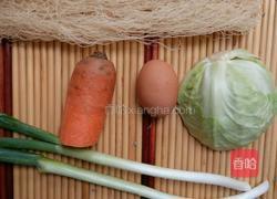 包菜鸡蛋炒粉丝的做法图解1