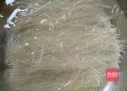 包菜鸡蛋炒粉丝的做法图解2