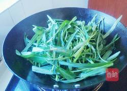 炝炒空心菜的做法图解5
