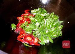 辣椒炒鸡杂的做法图解3