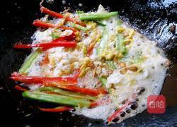 蛋炒米粉的做法图解3