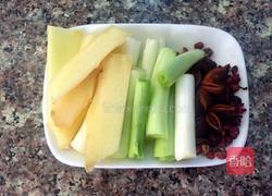 清炖鸭块的做法图解1