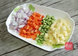 鸡肉咖喱饭的做法图解1