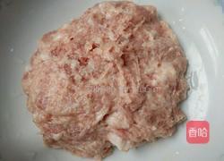 猪肉丸子的做法图解2
