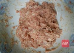 猪肉丸子的做法图解3