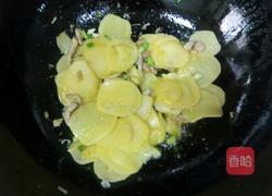 白菜土豆片的做法图解4