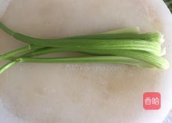 西芹腰果虾仁的做法图解3