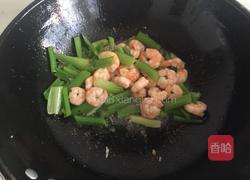 西芹腰果虾仁的做法图解15
