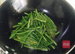 炒空心菜梗的做法图解8