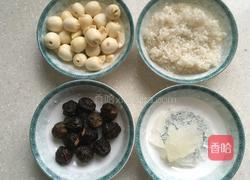 莲子桂圆粥的做法图解1